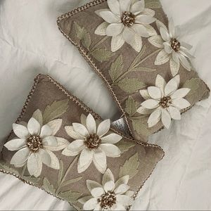 NWOT 3D flower decorative SMALL pillow set of 2